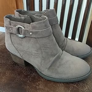 Dr. Scholl's size 10 booties